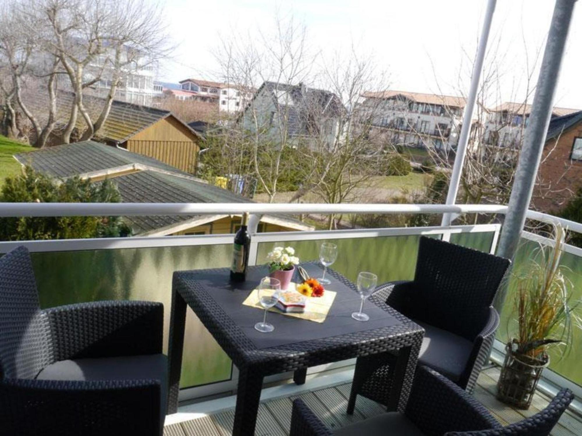Yachthafenresidenz-Wohnung-7204-915 Kuehlungsborn Exterior photo